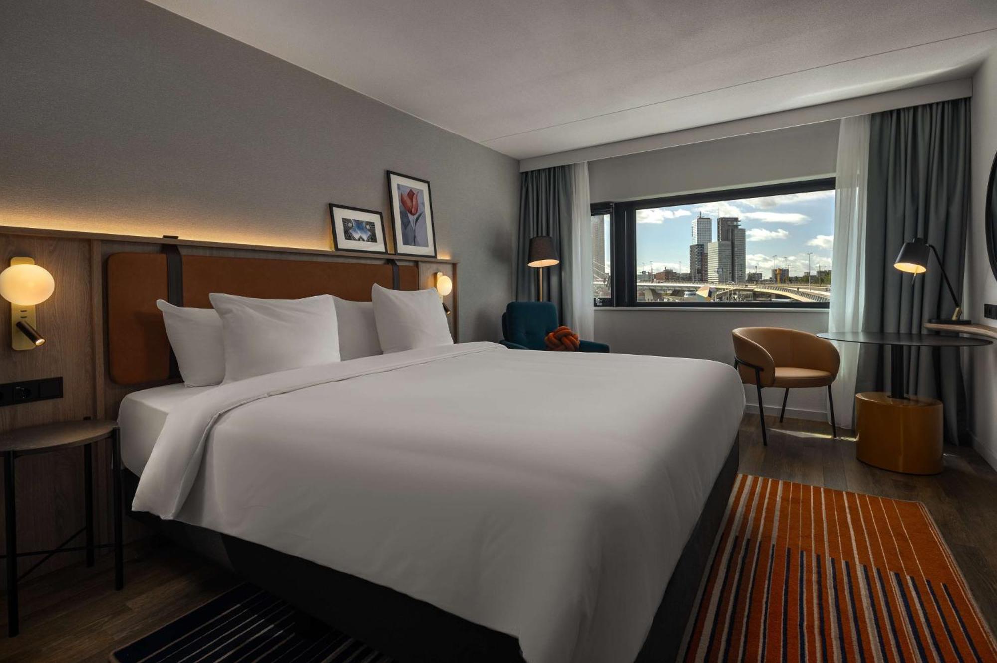 Doubletree By Hilton Rotterdam Centre Hotell Eksteriør bilde